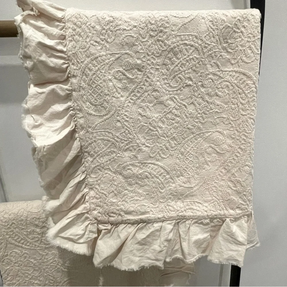 PiuBelle Piu Belle Euro Sham 2 Pck  Cotton Pillow Euro Shams  Portugal